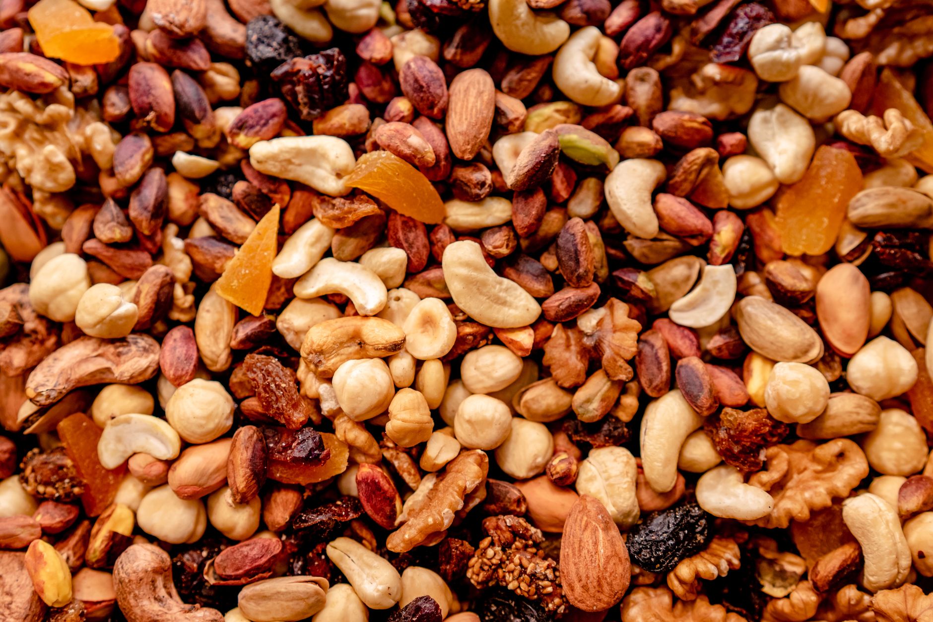 Best Road Trip Snacks and Drinks: A Gas Station Convenience Store Guide