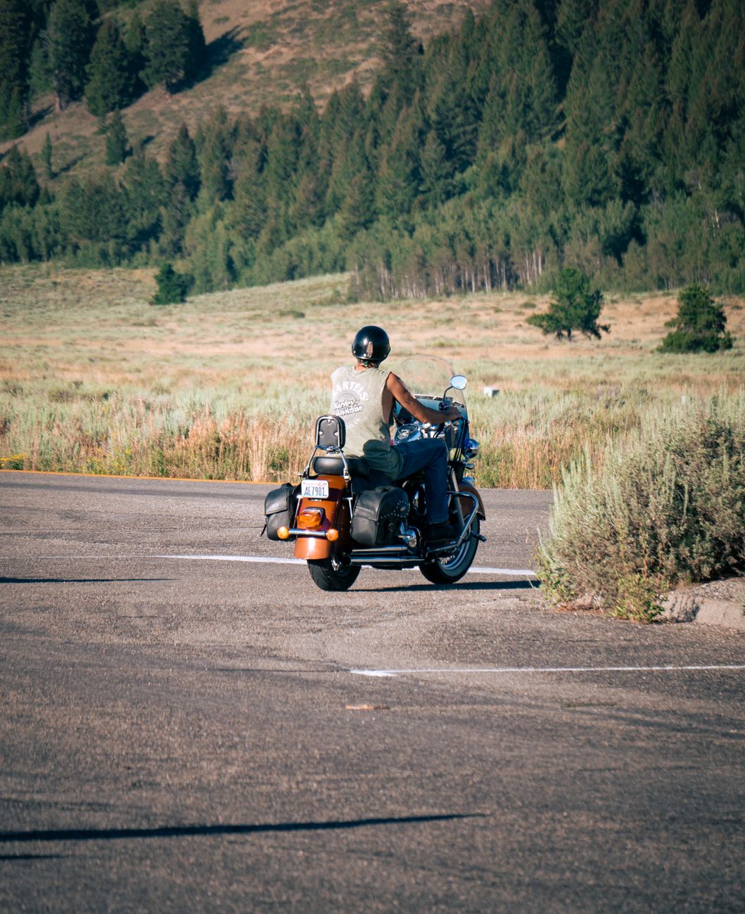 Motorcycle Road Trip Guide: Riding US-285 and US-50 Through Colorado